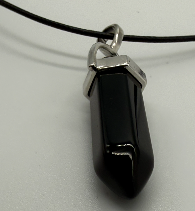 Natural leather cord and black onyx pendant